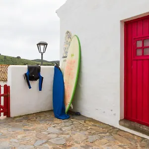- Slow Village Hotel