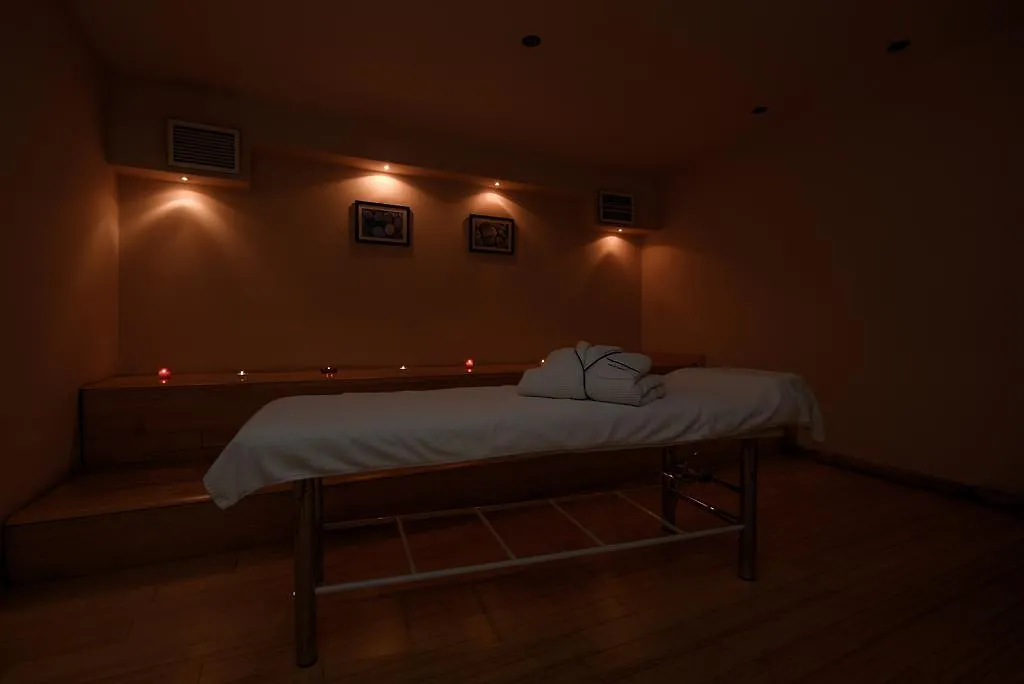 Sky Hotel Tirana