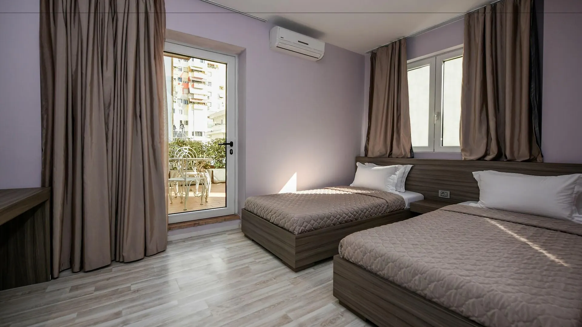 Sky Hotel Tirana 4*,  Albania