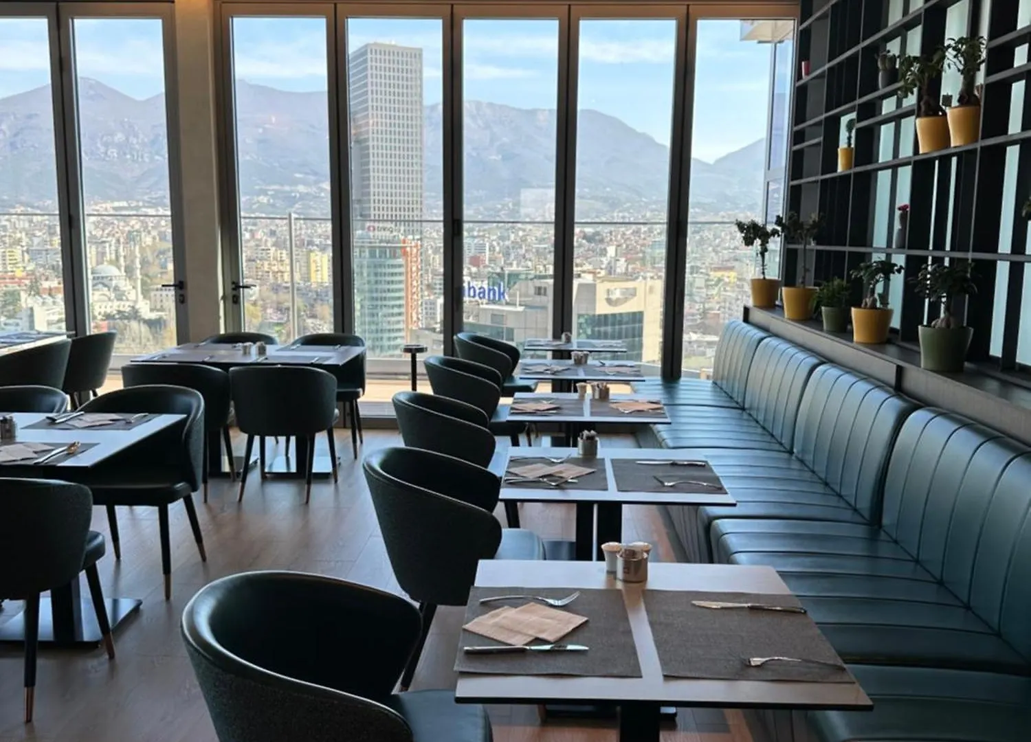 Sky Hotel Tirana
