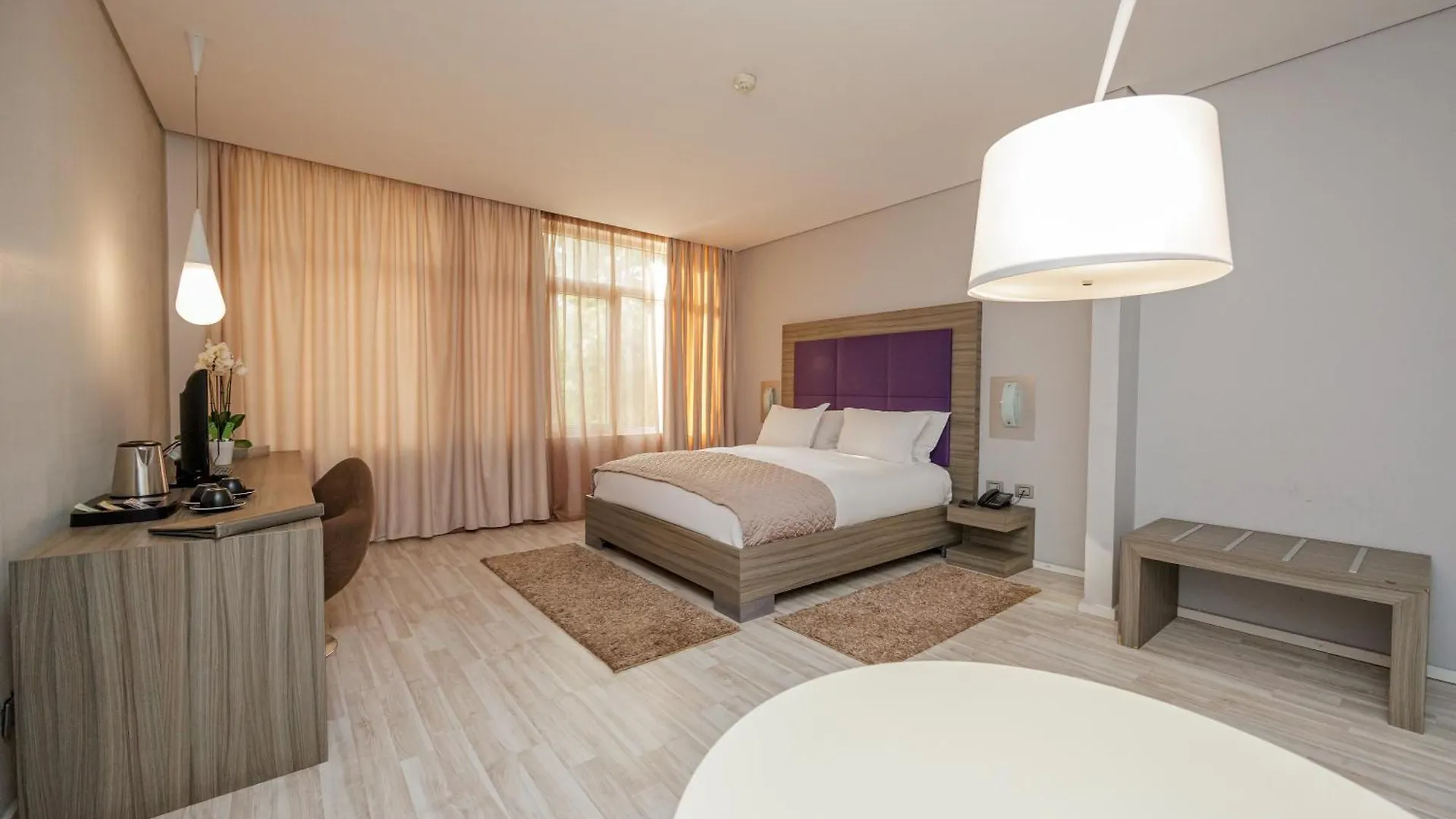 Sky Hotel Tirana
