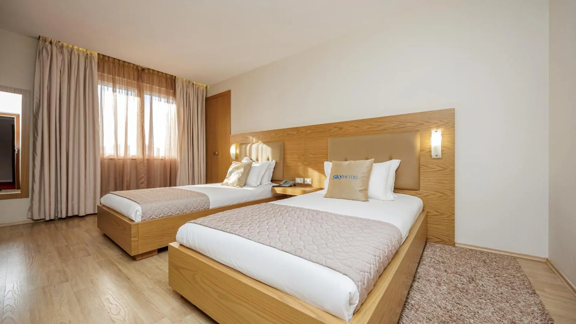 Sky Hotel Tirana