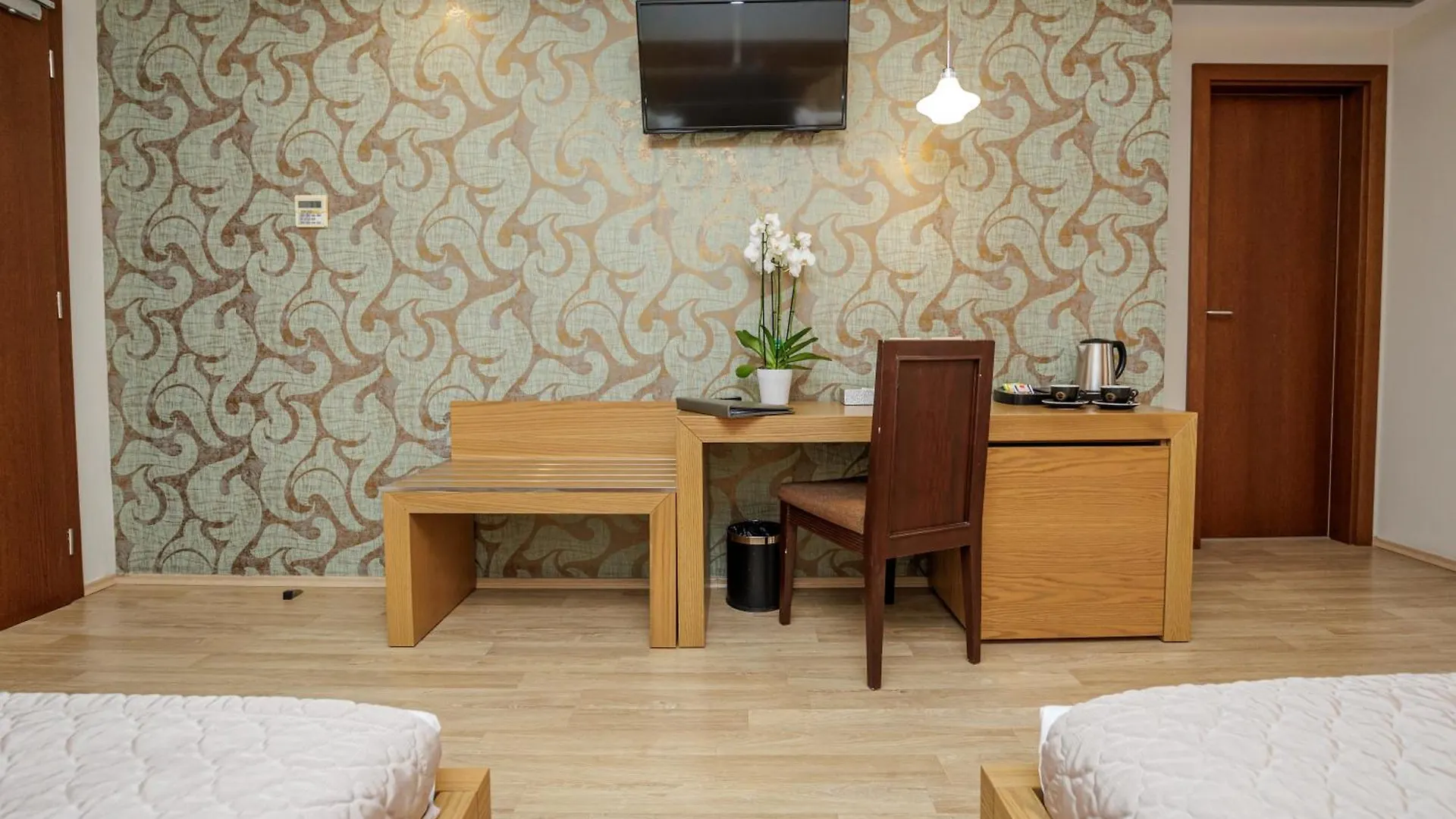 ****  Sky Hotel Tirana Albania