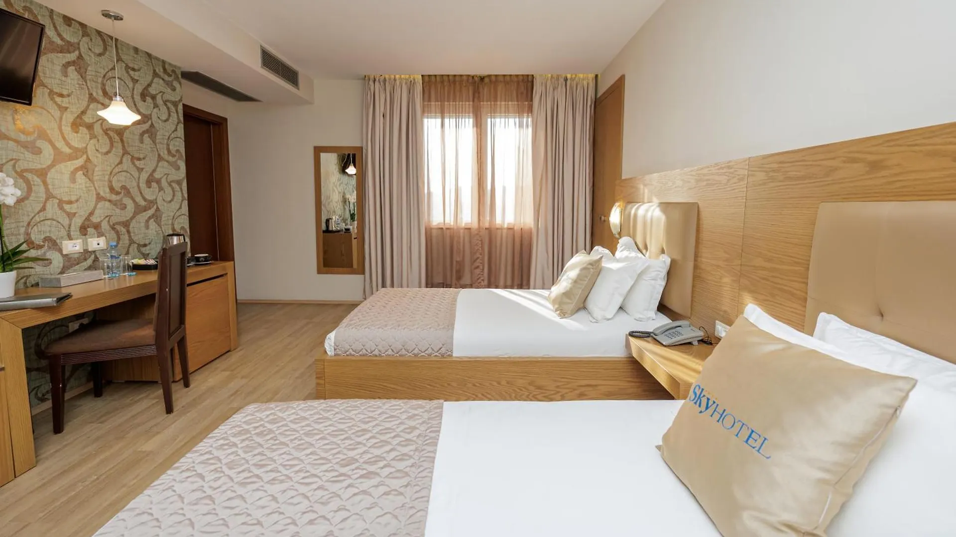 Sky Hotel Tirana