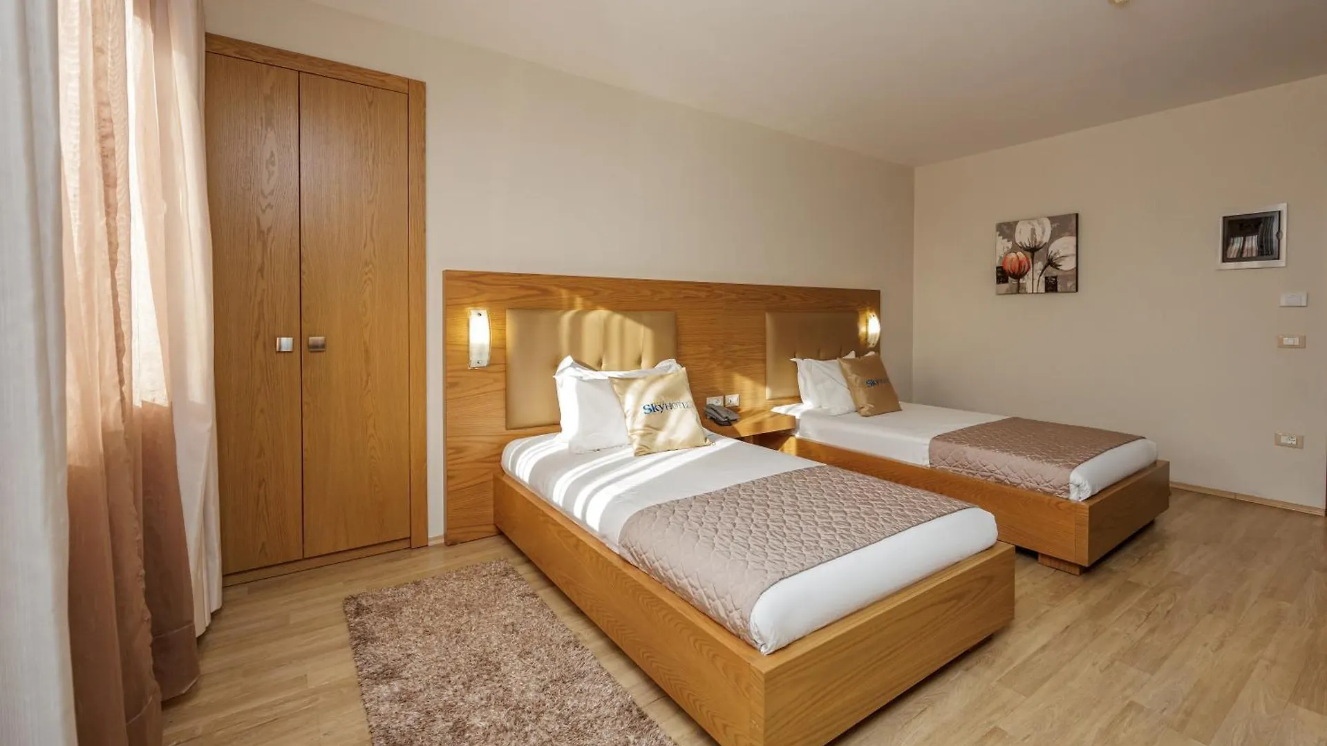 ****  Sky Hotel Tirana Albania